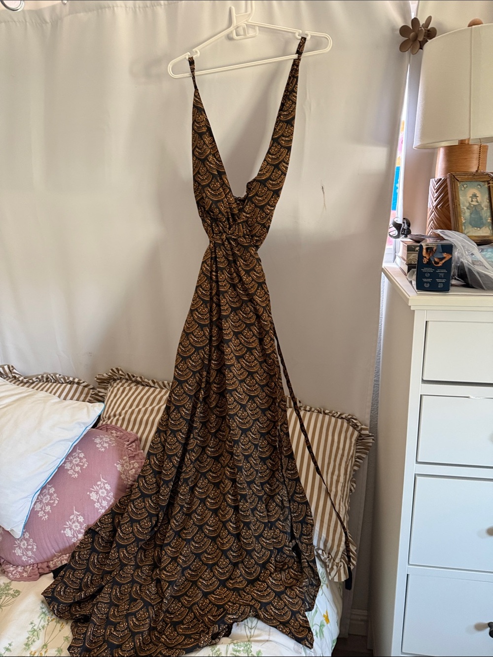 Forever 21 Black Maxi Dress with Gold Scallop Print